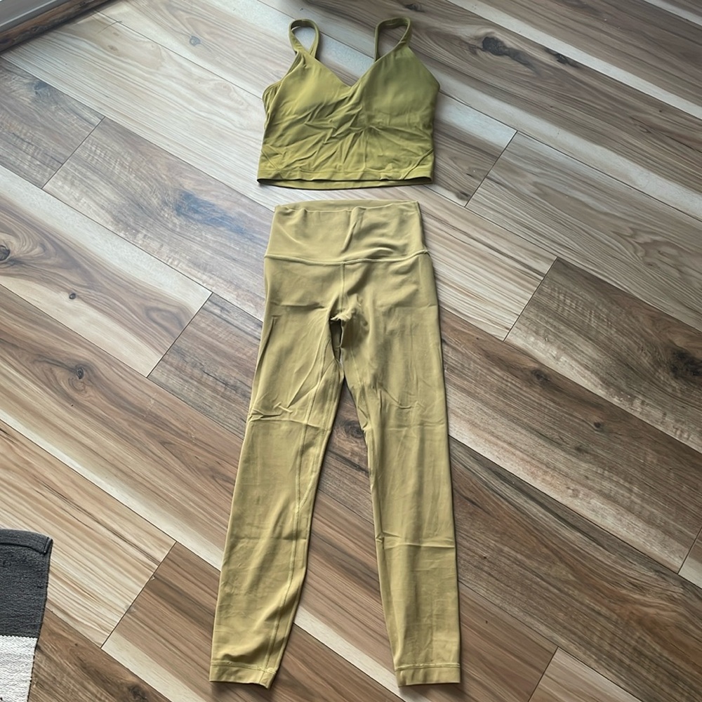Lululemon Align top and bottom set! Size 6